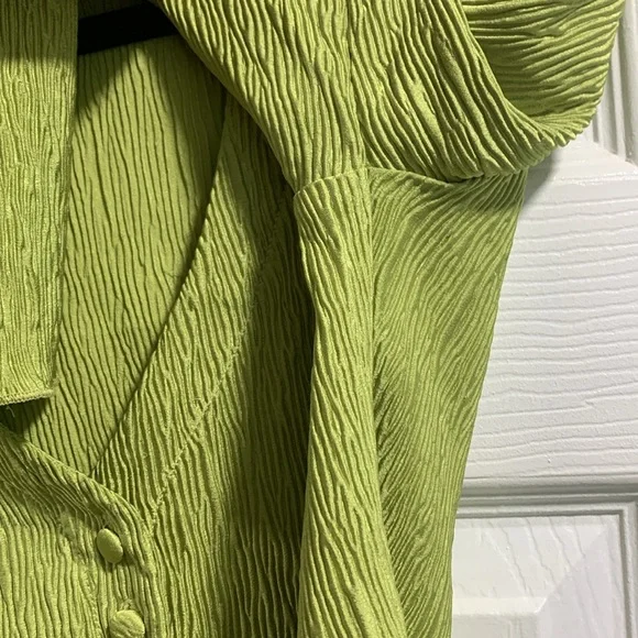 Green SHEIN Collared Long Sleeve Blouse - Picture 7 of 7